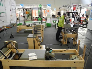 Pilates - kontraintuitiv ist es ein sehr schonendes Training