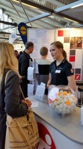 130 neue Kollegen haben wir schon, unsere Personalabteilung sucht aber noch mehr