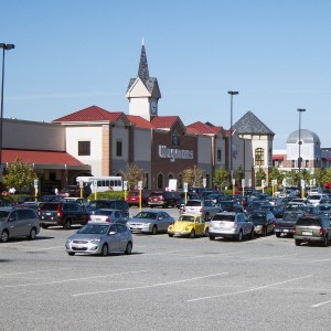 parking-lot-684160_1920