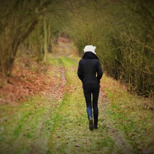 walk-664898_1920